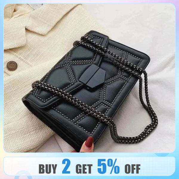 Vintage Rivet Chain Small Shoulder Bags: Fashion Small Square Crossbody Bag